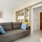 Lumina Studio Near Arkadia Center Warsaw