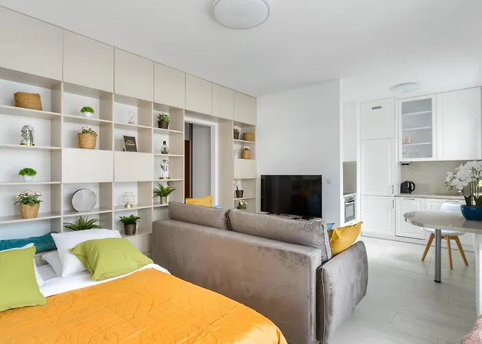Lumina Studio Near Arkadia Center Warsaw